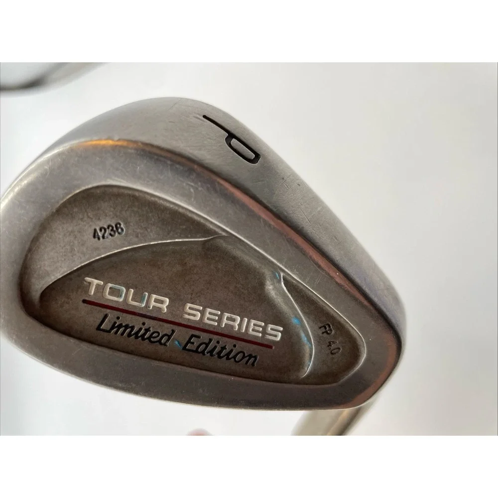 Tour Series Limited Edition. Right Handed PW Pitching Wedge Golf Club